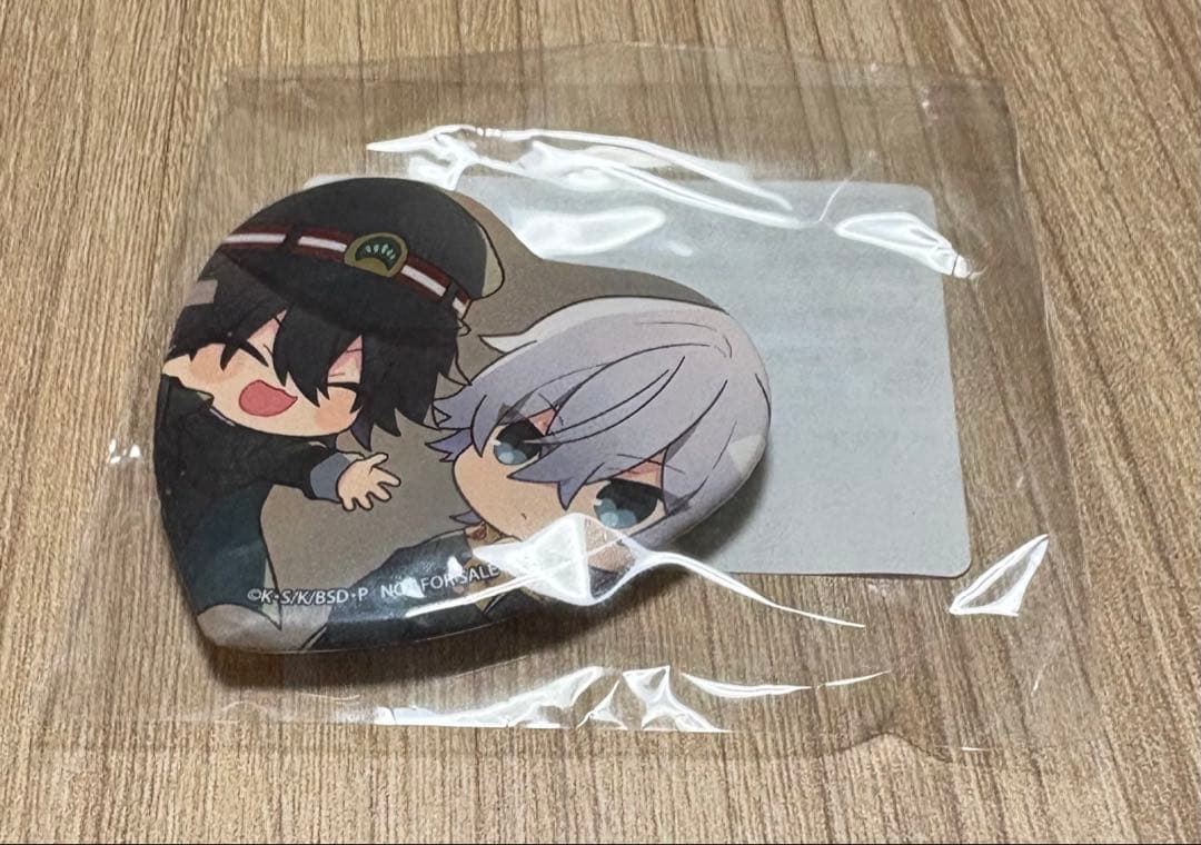 文豪ストレイドッグス　探偵社設立秘話くじ　江戸川乱歩&福沢諭吉 ハート型缶バッジ