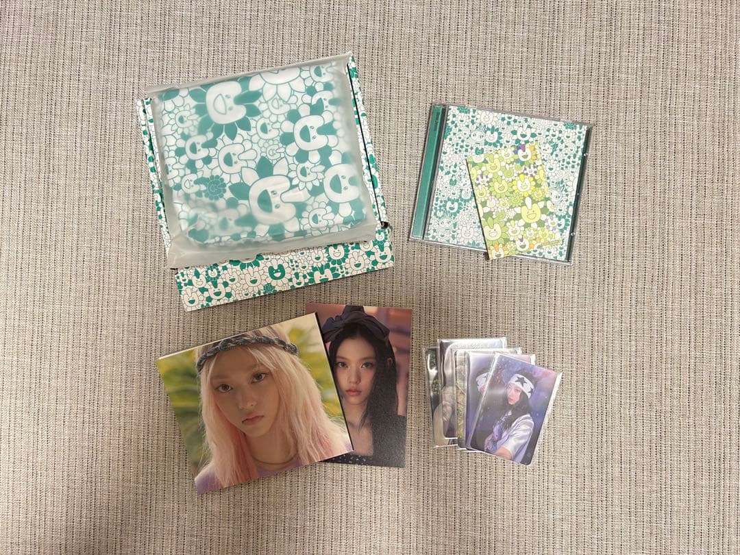 NewJeans アルバム　トレカ　ペンライト　まとめ売り