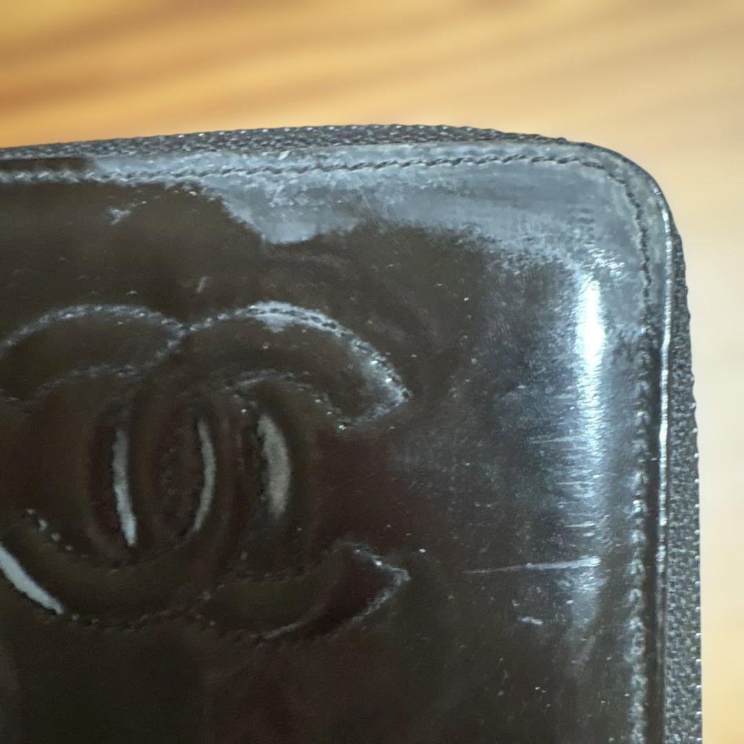 シャネル　CHANEL エナメル　小銭入れ　ブティック　デカロゴ　ケース