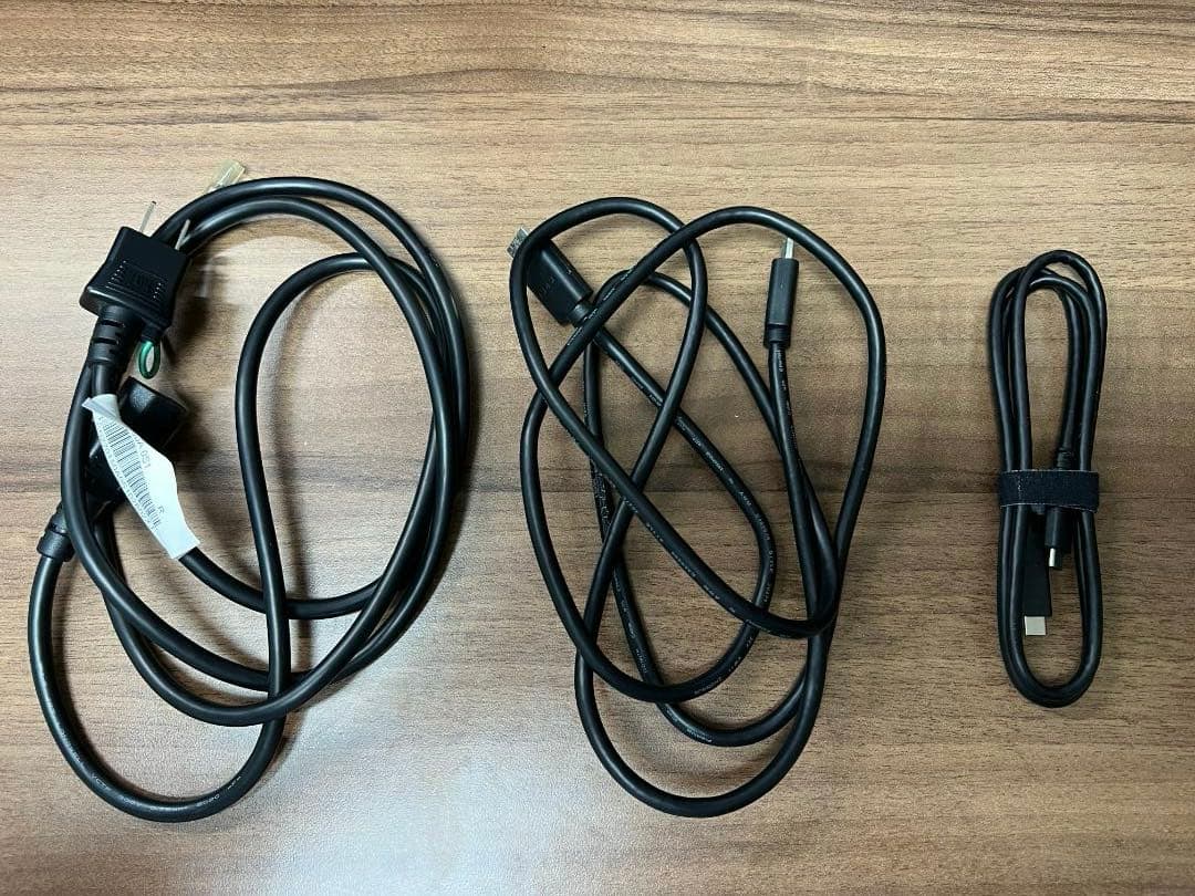 Dell U2720QM 4K 27インチモニター 中古