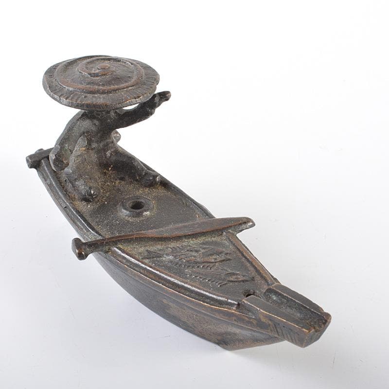 中国　書道具　古銅　舟に船頭　水滴　V　R6289