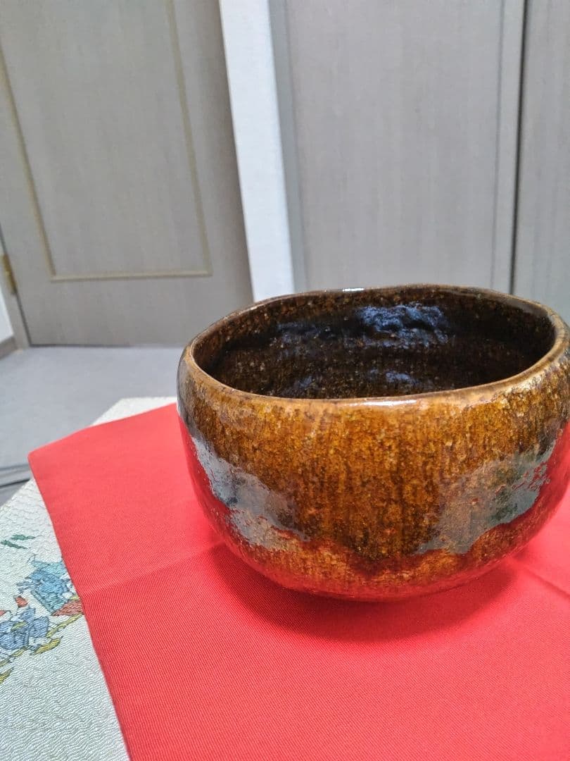 暑中お値下げしました　 茶碗大樋年朗(長左衛門)作鵬雲斉箱書飴釉逸品