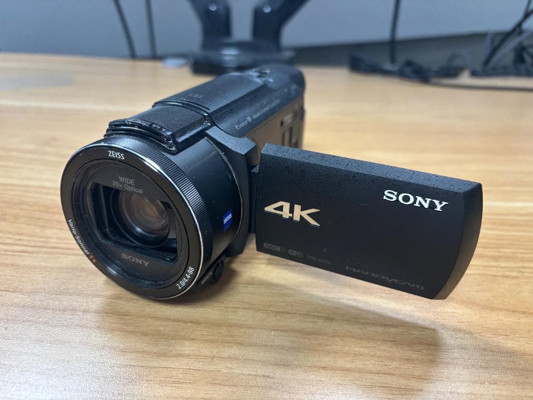 U*U様 SONY FDR-AX60 4Kビデオカメラ（純正バッテリー・ACアダ