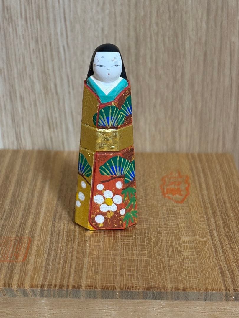 【最終値下げ】奈良一刀彫 神泉作 立雛 お雛様 お内裏様 雛人形 工芸品