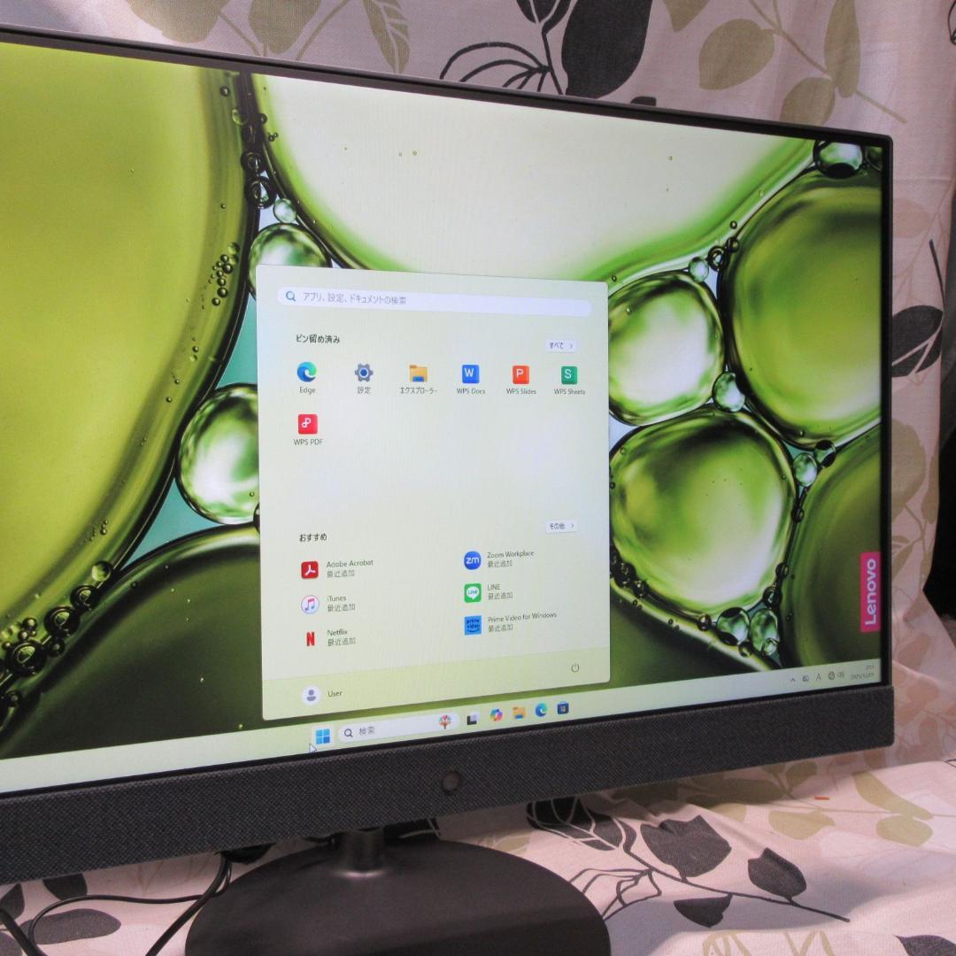 美品Win11公式対応8世代i5/メ8G/新品SSD/カメラ/無線/HDMI入力