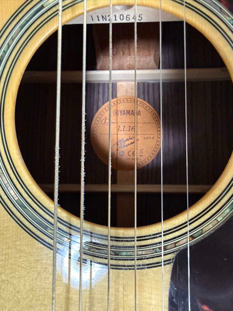 Yamaha LL16 アコースティックギター　ケース付き