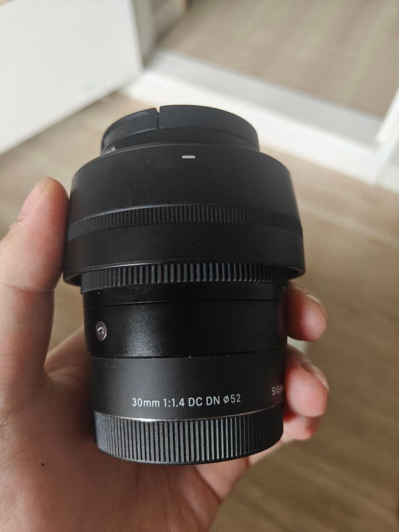 美品 ソニー SONY ZV-E10 ミラーレス一眼カメラ SIGMA レンズ