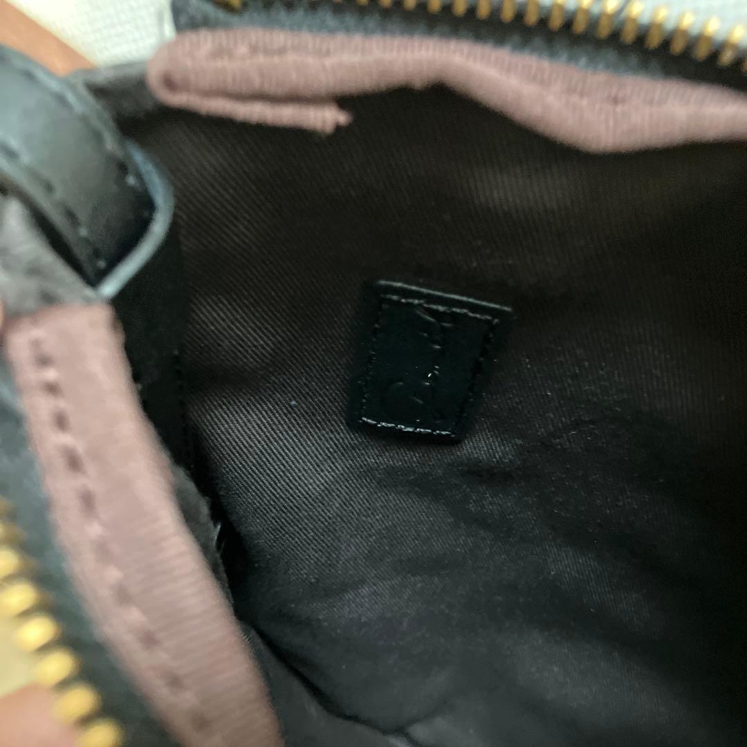 【gemeil ジェムイル】ワンハンドルミニショルダーバッグ ブラック　斜め掛け