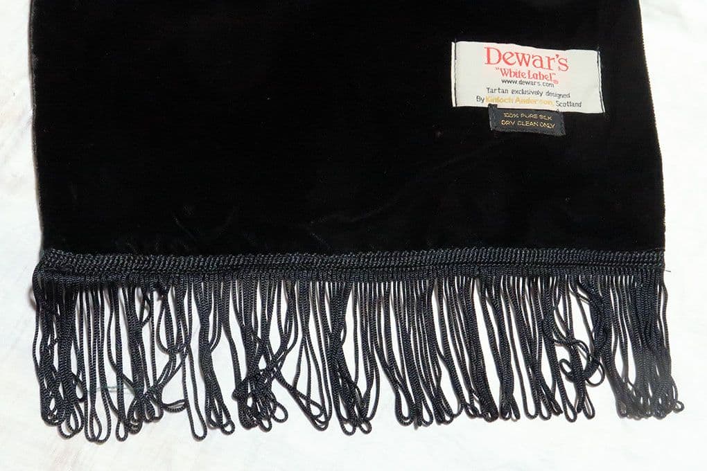 デュワーズホワイトラベル シルクマフラー