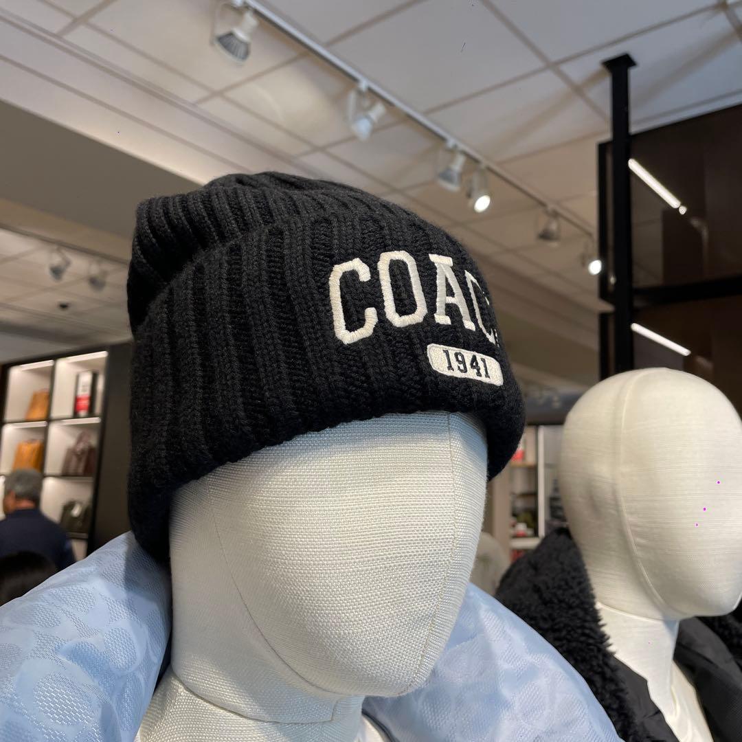 COACH ブランドロゴ ニット帽 ブラック