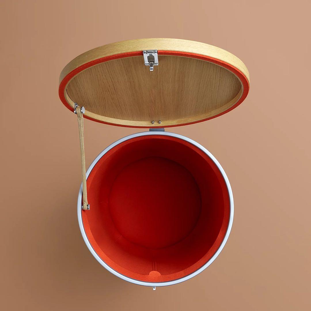 エルメス　馬具缶　サドルボックス 《カルーセル》