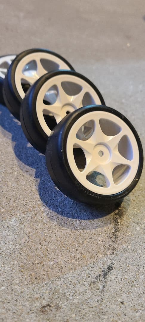 ラジコン　TT-01