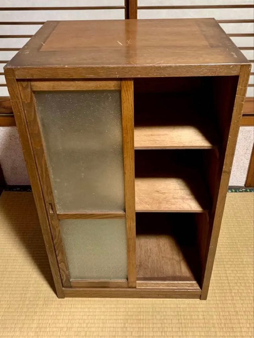 ☆【ダイヤガラス】引戸食器棚 水屋箪笥 昭和レトロ アンティーク 3段 木製