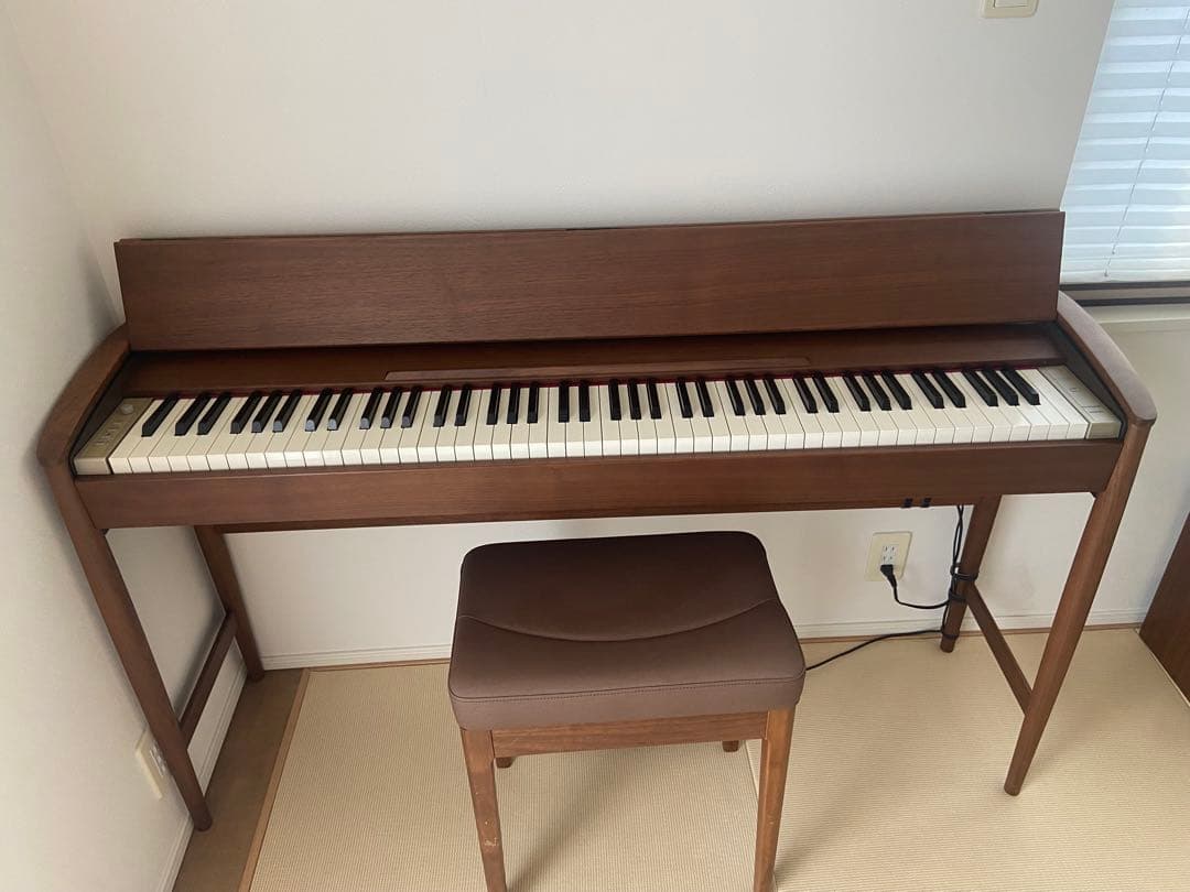 Roland & karimoku Kiyola （きよら）KF-10