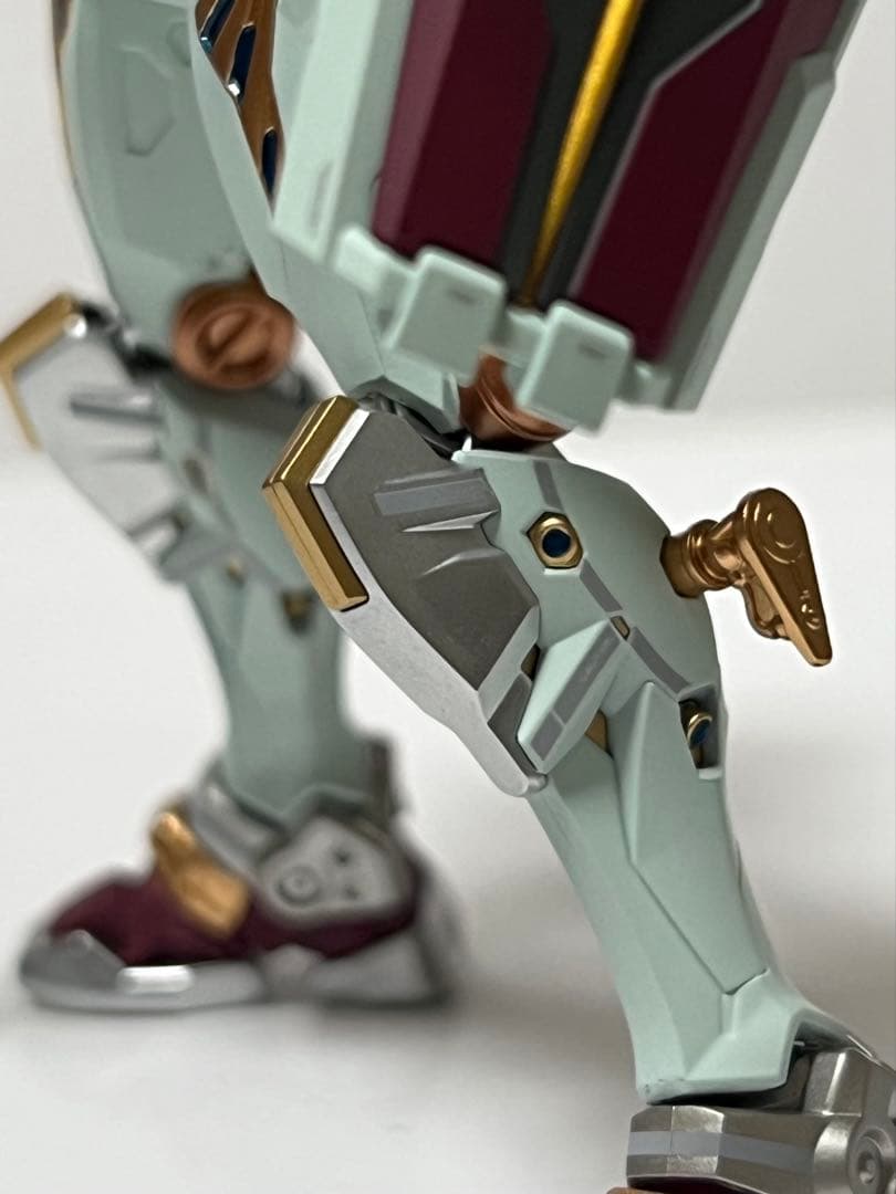 ガンプラ HG 1/144 赤いガンダム 塗装完成品