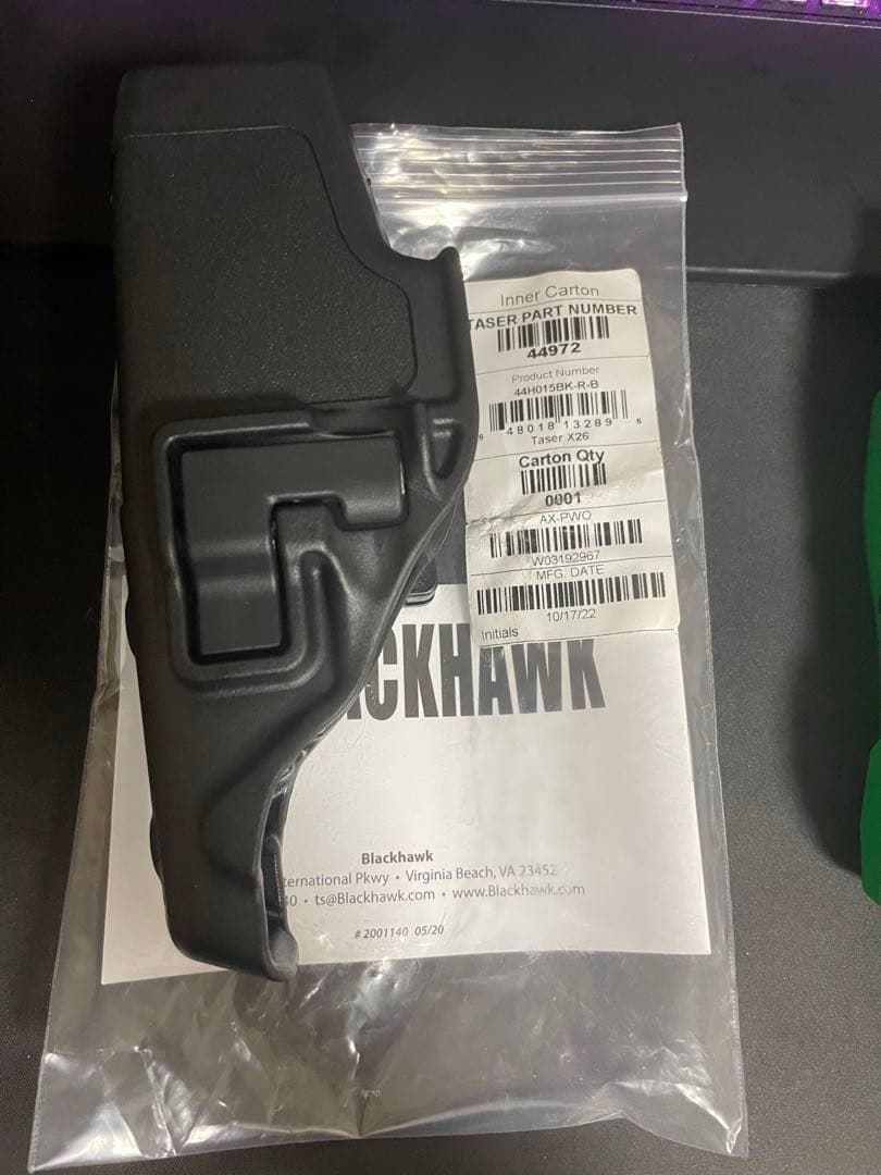 BLACKHAWK! TASER X26ホルスター ベルトクリップ式 右用
