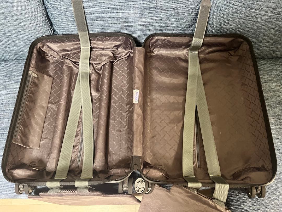 リモワ ルフトハンザ　RIMOWA サルサ　機内持ち込み サイズ　ビジネスバック