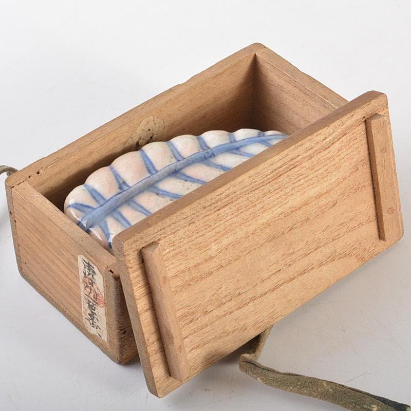 中国　古染付　一葉香合　時代箱　M　R7144