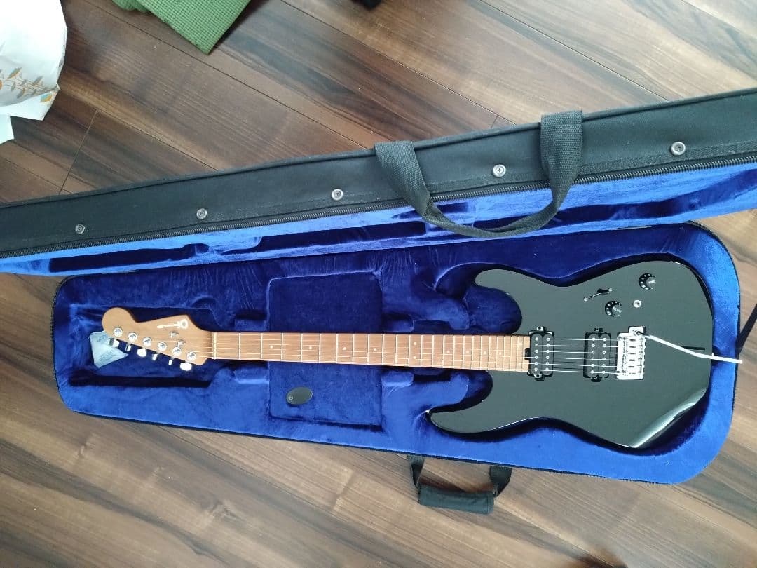 Charvel Pro-Mod DK24 HH 2PT CM グロスブラック