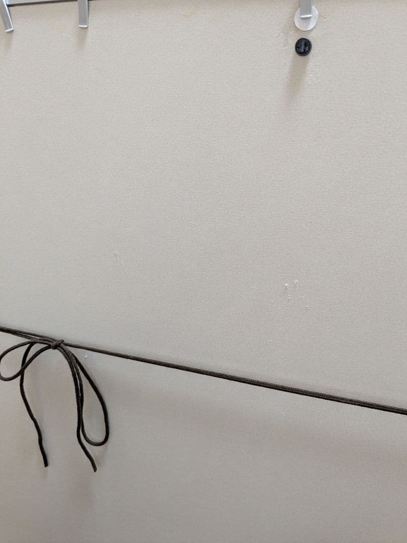 ユニフォーム額 額縁のタカハシ製 (室内紫外線カット×シルバー×背景:白木目)