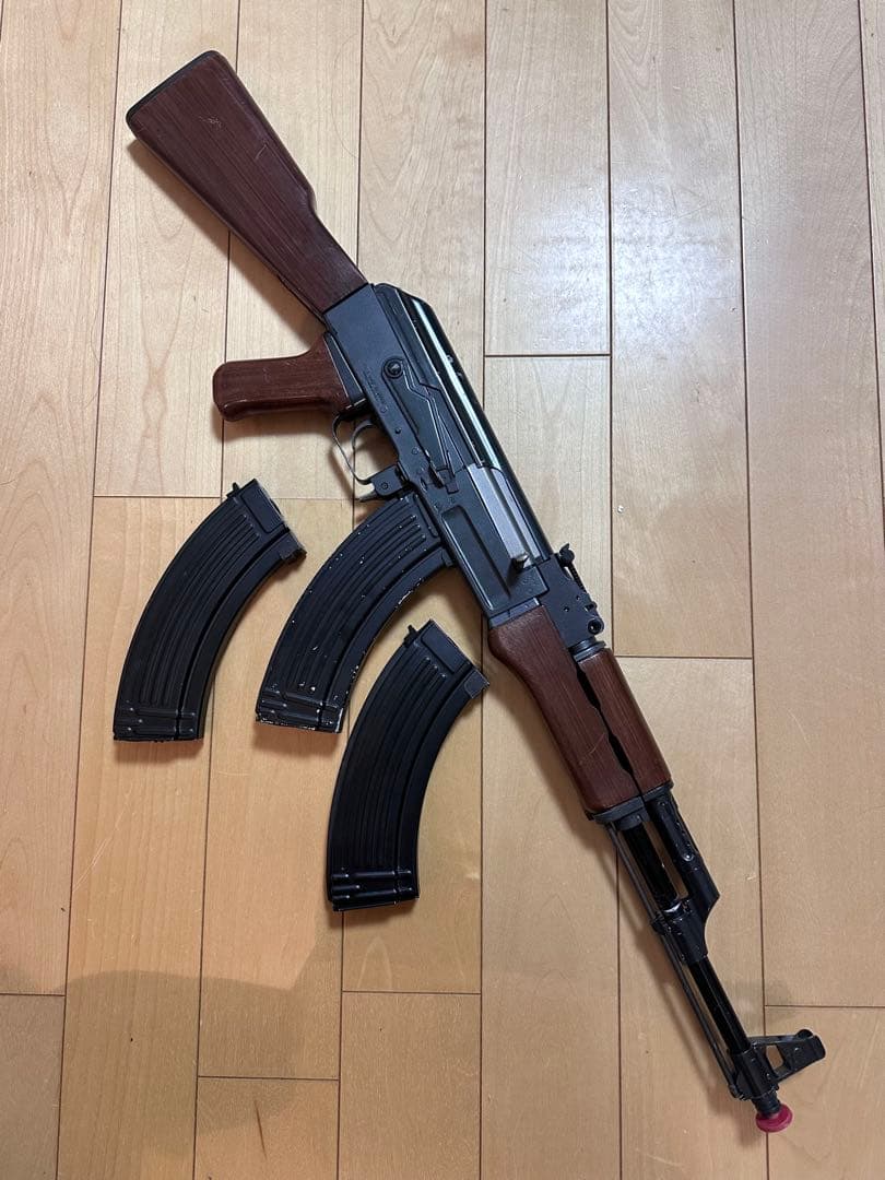 東京マルイ　AK47 スタンダード電動ガン　18歳以上　マガジン3本