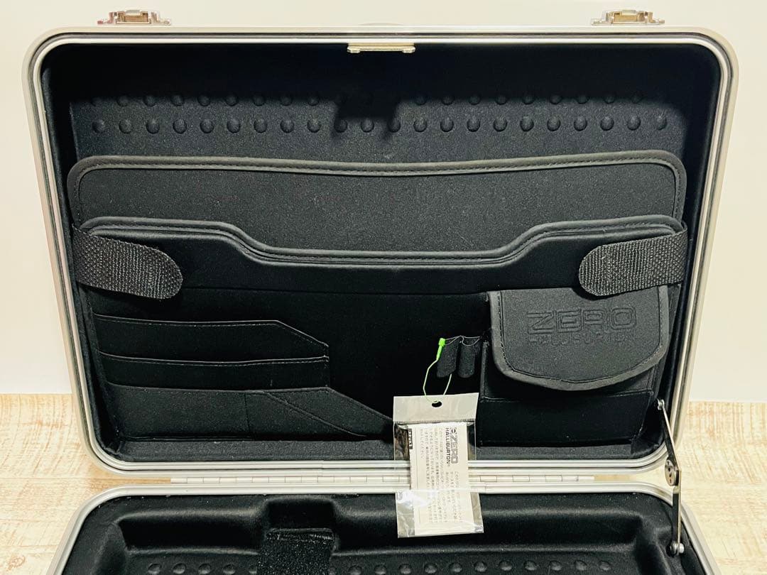 ZERO HALLIBURTON アルミケース