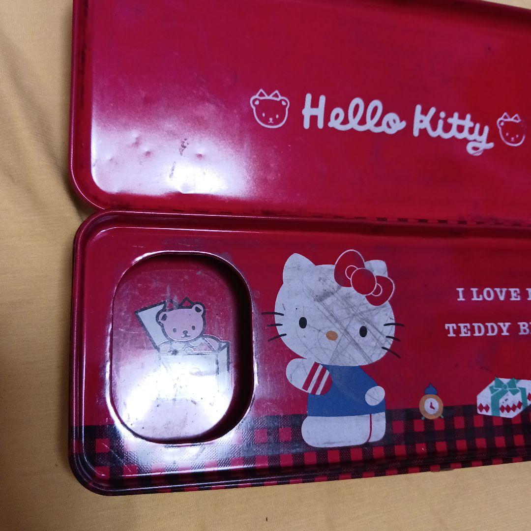 キティ　ハローキティ　缶ケース　筆箱　hello kitty 　サンリオ　レトロ
