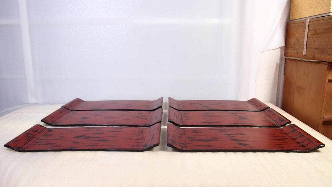 【良品】根来塗 金剛堅地請合 味のある角盆 6客 角皿/卓上膳/酒膳 漆器トレイ