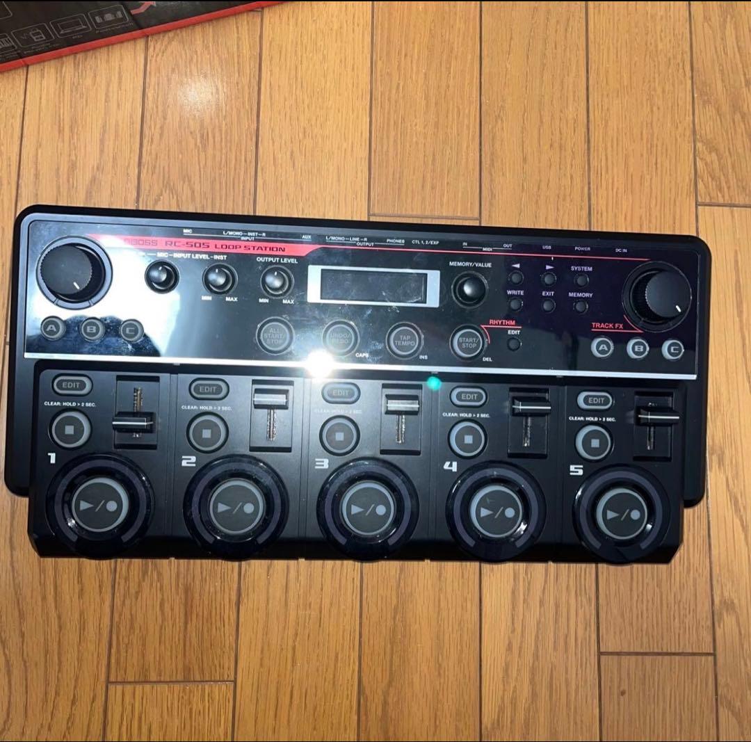 BOSSLOOPSTATIONRC-505 箱あり 値段相談可 説明書あり