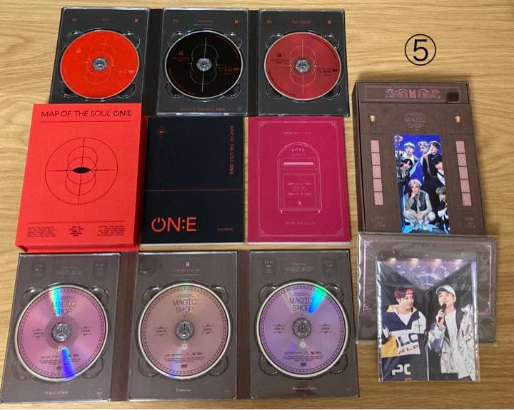BTS  公式BLU-RAY等12点＋BTS公式グッズ セット計47点