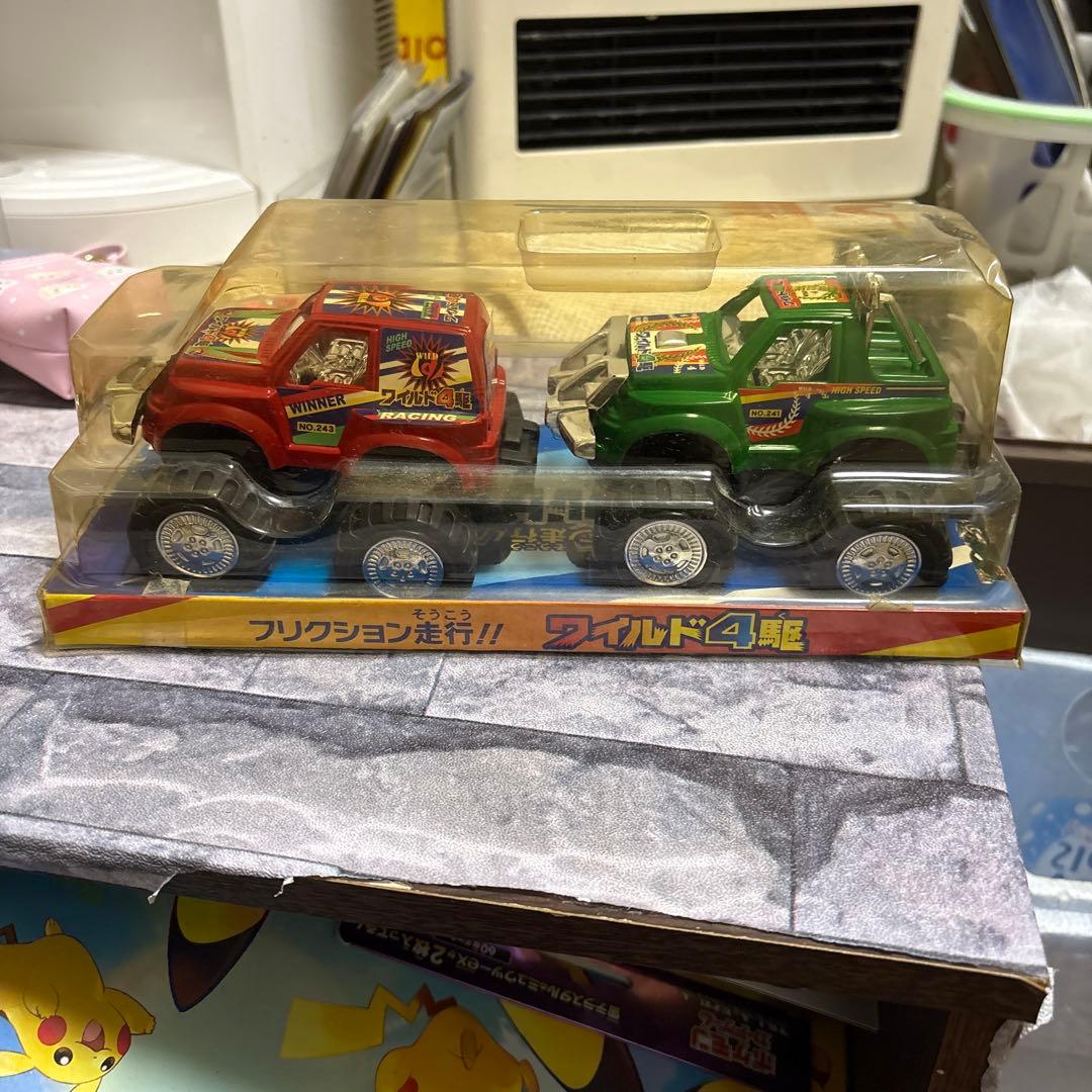 ワイルド4駆 ミニカー 2台セット