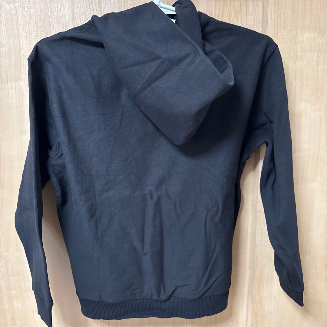 HUF ブラック フード付きパーカー