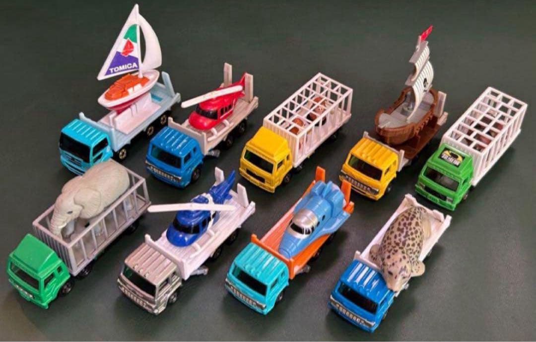 トミカ ゆかいなトレーラーセットなど 9台セット
