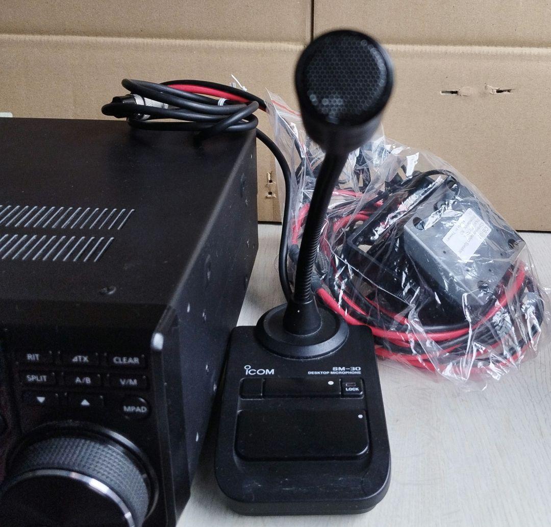 icom HF/50MHz トランシーバー IC-7300M＆マイク 分配器