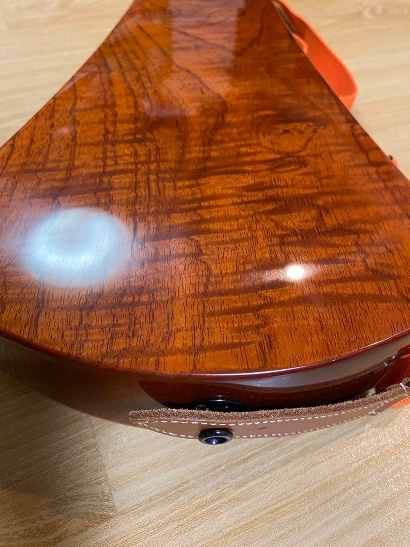 【新品未使用】 希少レア FLuffy ペイントトラベルギター ケース付