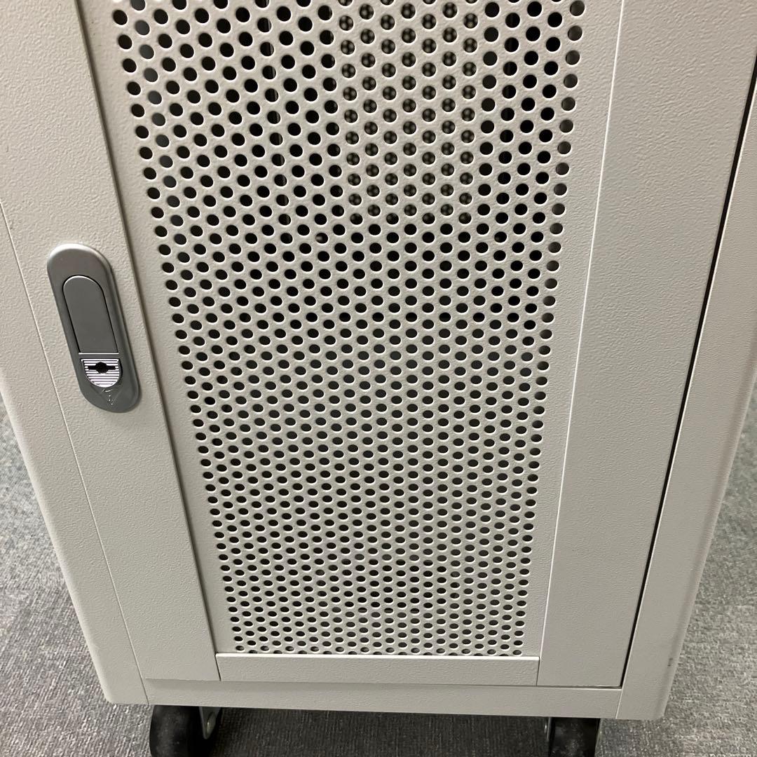 サンワサプライ　CP-TH4U 縦収納 19インチ マウントハブボックス 4U