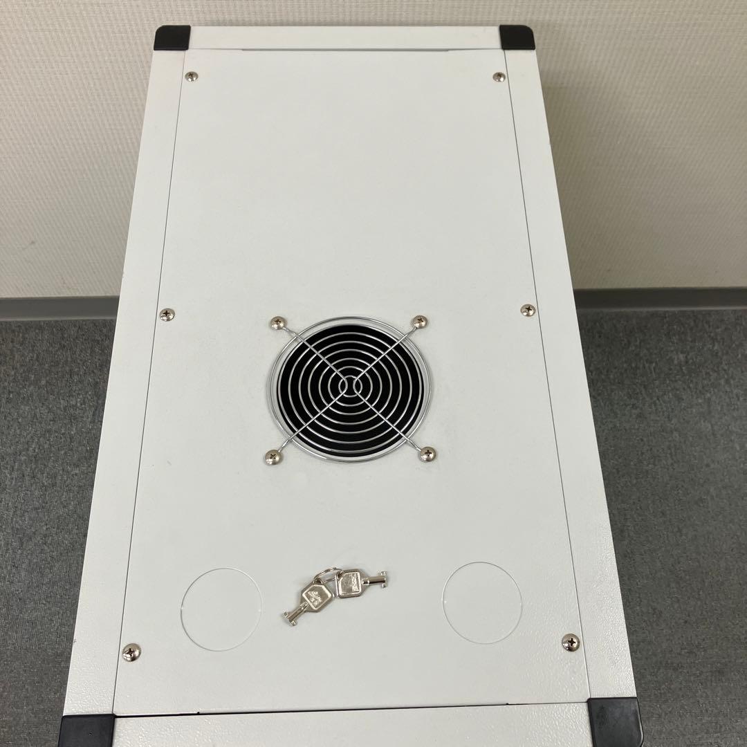 サンワサプライ　CP-TH4U 縦収納 19インチ マウントハブボックス 4U