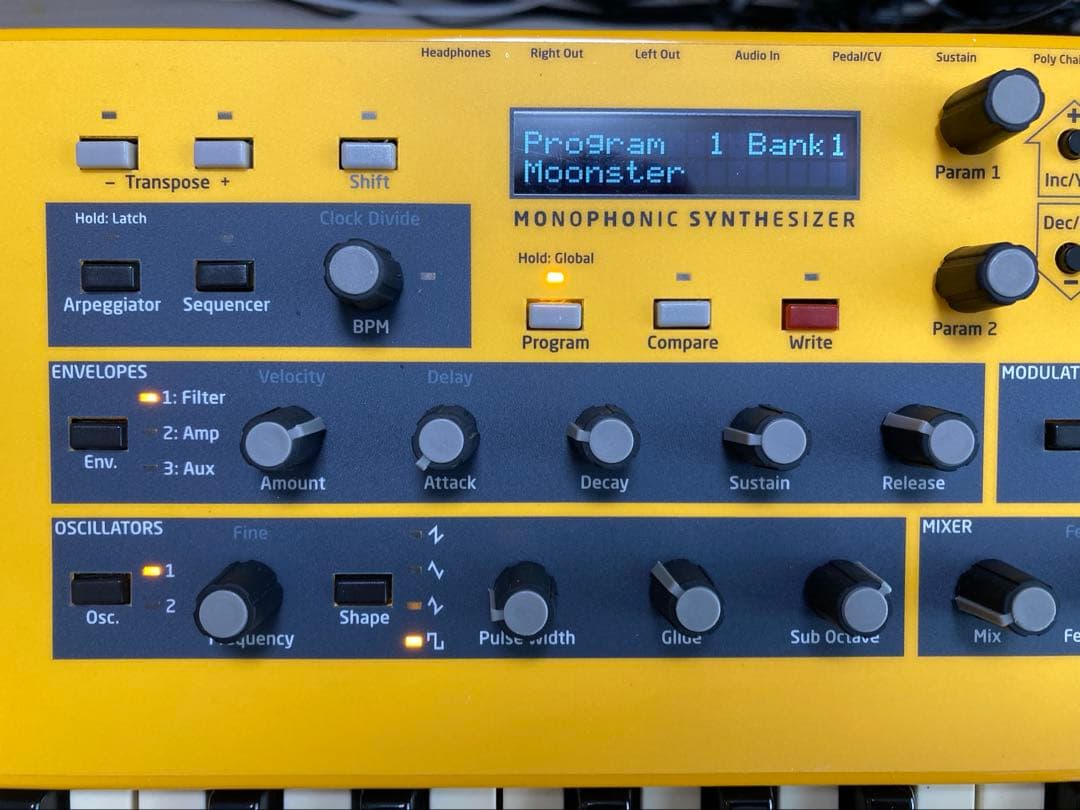 鍵盤楽器 Dave Smith Instruments Mopho Keyboard