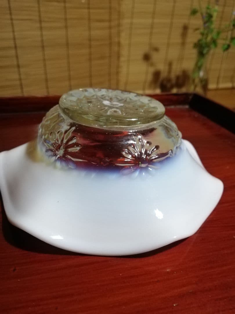 明治～大正時代の乳白色とピンク色の氷皿