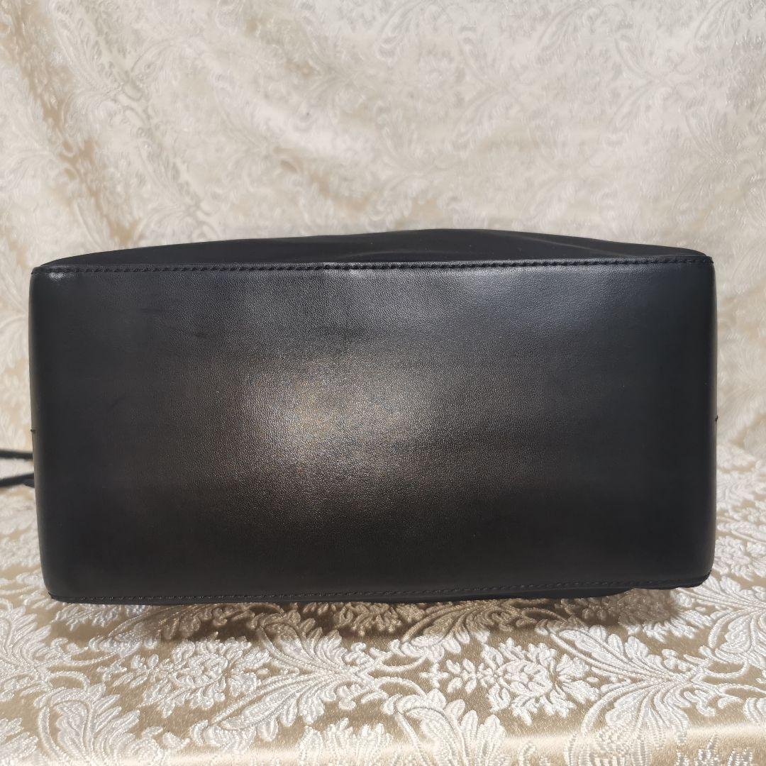 トリーバーチ　バケットバッグ　ブラック　グリーン　ペリー ナイロン