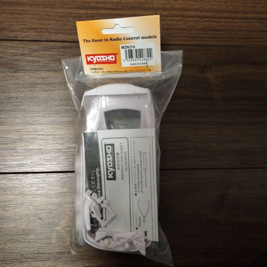 京商(KYOSYO)　ミニッツAWD　GT-R R32 ホワイト　動作確認済