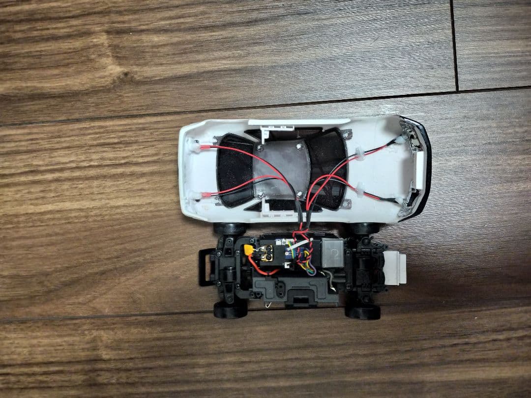 京商(KYOSYO)　ミニッツAWD　GT-R R32 ホワイト　動作確認済