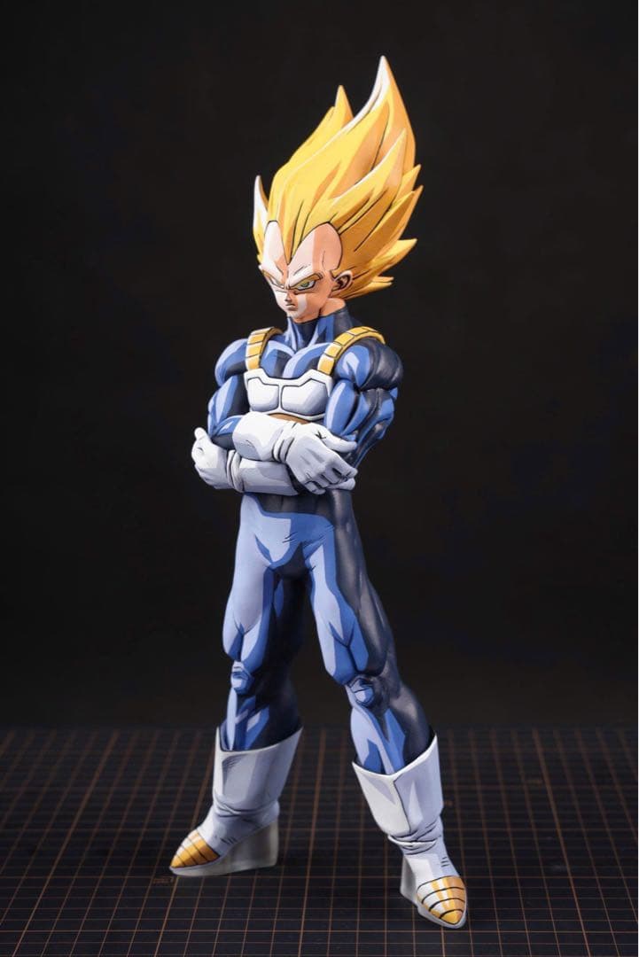 ドラゴンボール　ベジータ　二次元リペイント　フィギュア
