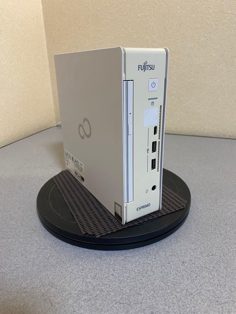 富士通ESPRIMO Q7010/EW i5-10500T 16GB 256GB