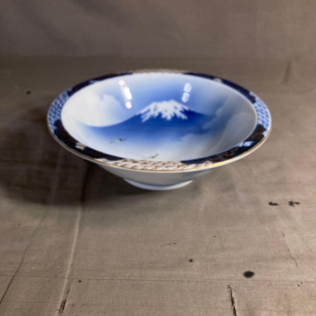 【オールド深川製】有田焼の伝統　日本の名窯　有田　深川製磁　染錦富士に鶴絵　鉢