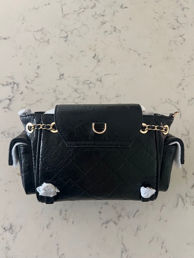 〈新品〉CHARLES&KEITH Duo 2wayフロントフラップバックパック
