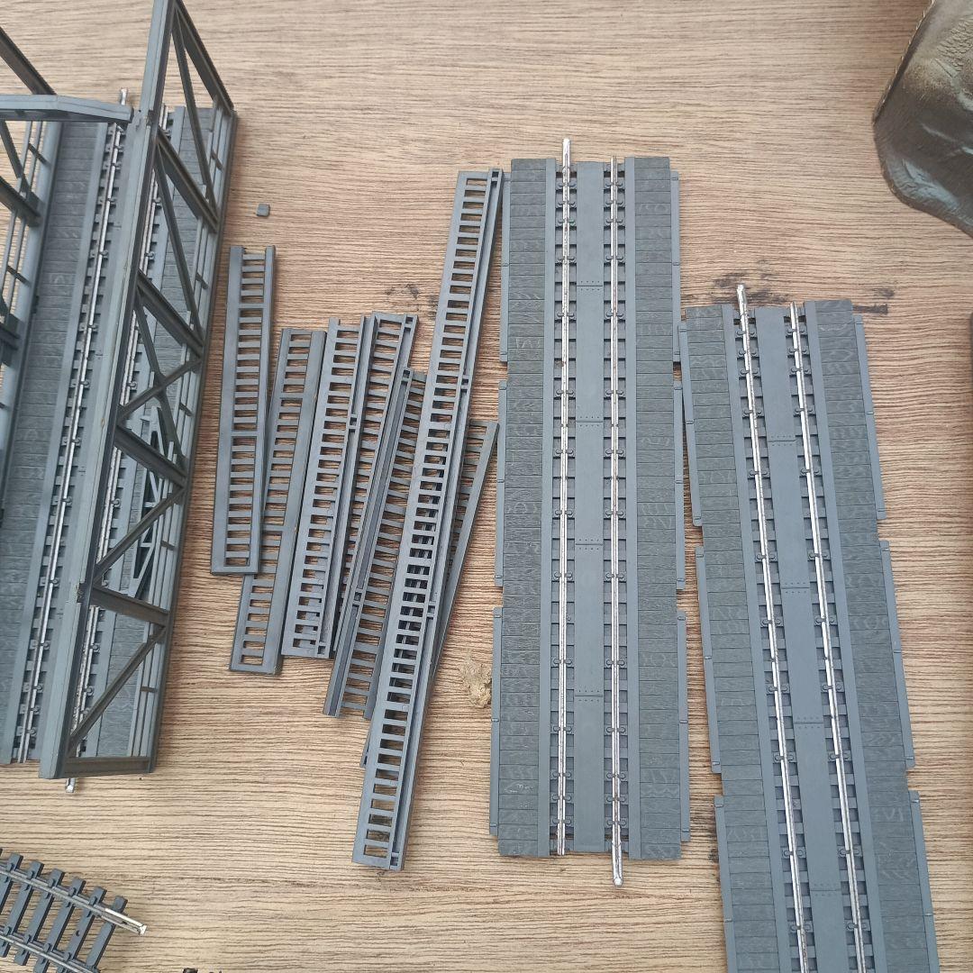 4421)海外HOゲージ　車両　レール　その他セット　難あり