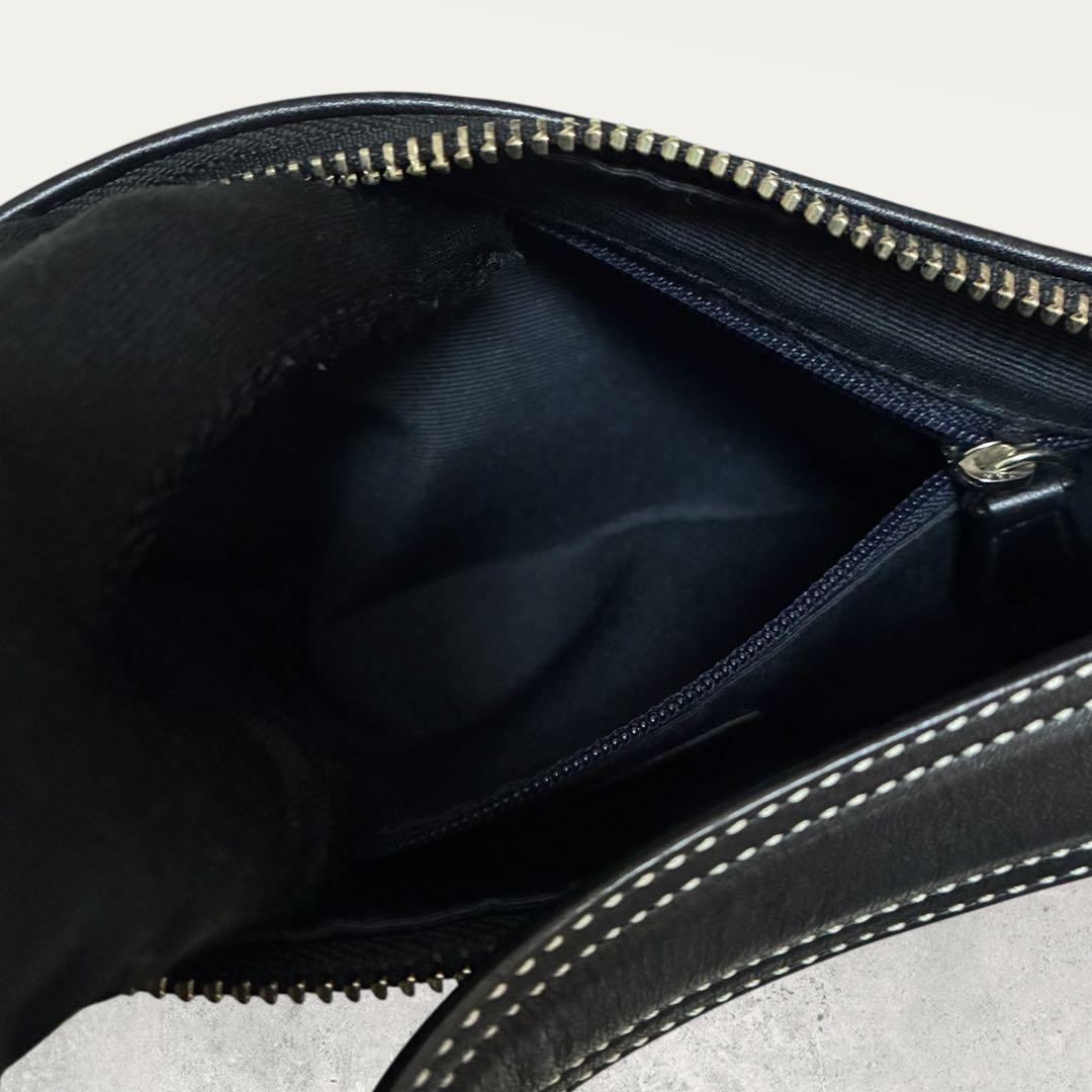 極美品 COACH コーチ ポーチ ハンドバッグ シグネチャー 8K01 黒