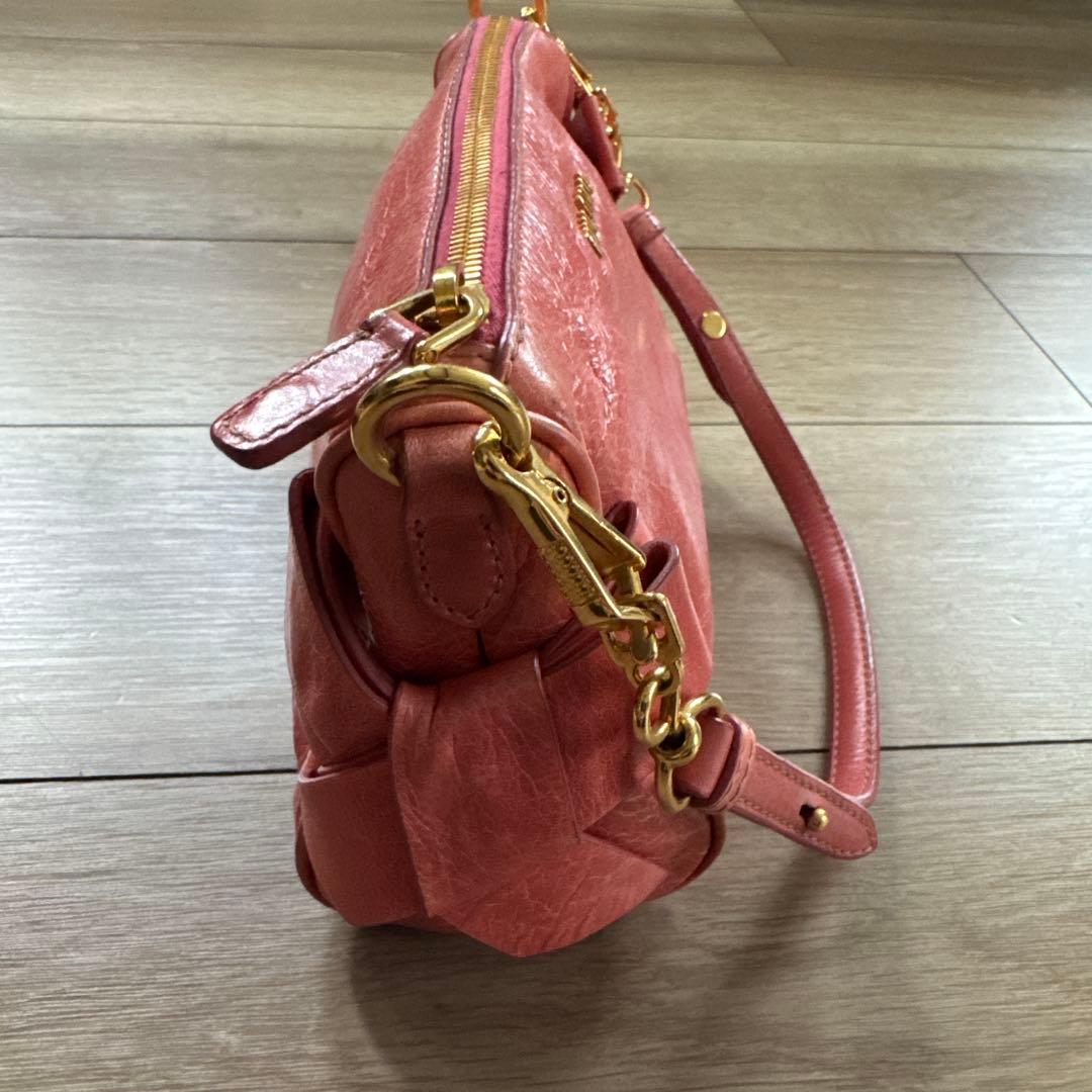 miu miu ミュウミュウ　ハンドバッグ　ショルダーバッグ　ピンク　リボン