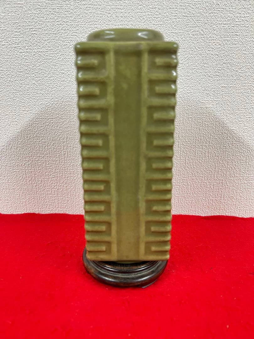 中国古美術　清時代龍泉窯琮式瓶　 共箱　F5-1